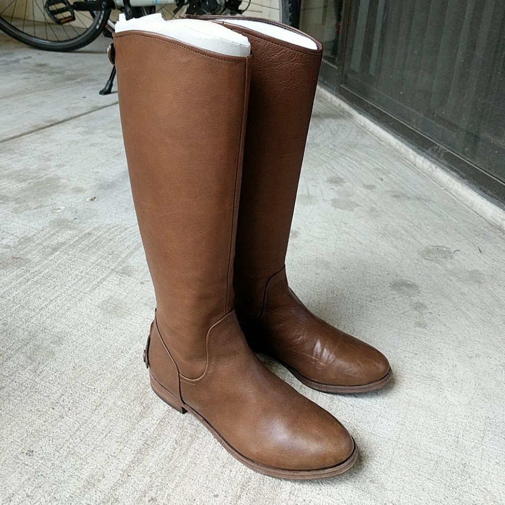 Beautiful Zenadia brown leather riding boots